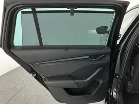 Skoda Octavia Combi 2.0 TDI RS | Thumbnail 12 von 31