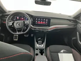 Skoda Octavia Combi 2.0 TDI RS | Thumbnail 6 von 31