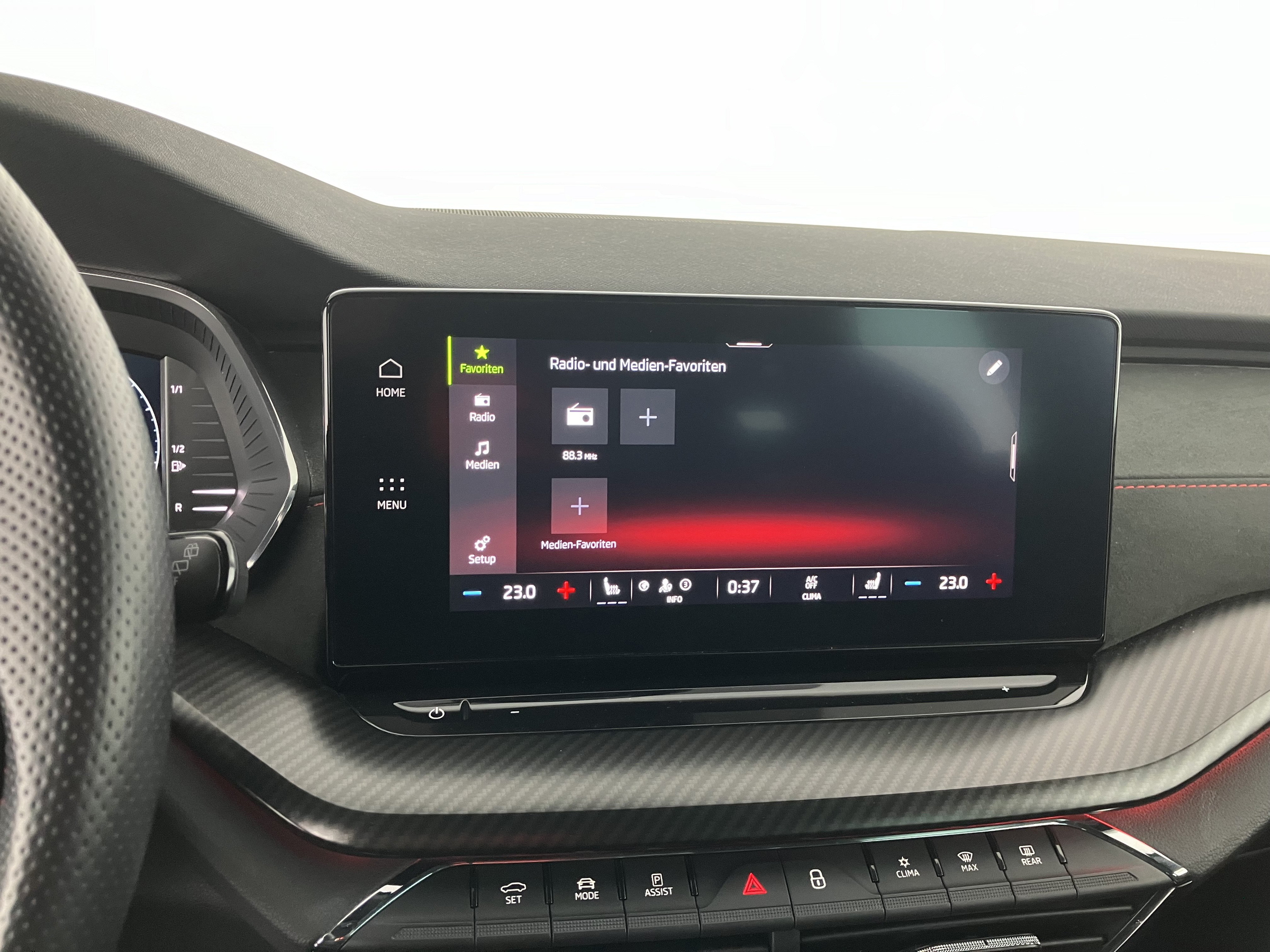 Skoda Octavia Combi 2.0 TDI RS | Bild 10 von 31