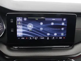 Skoda Octavia Combi 2.0 TDI RS | Thumbnail 10 von 25