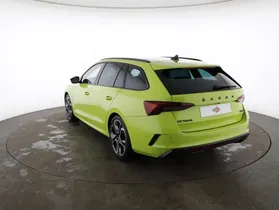 Skoda Octavia Combi 2.0 TDI RS | Thumbnail 21 von 25