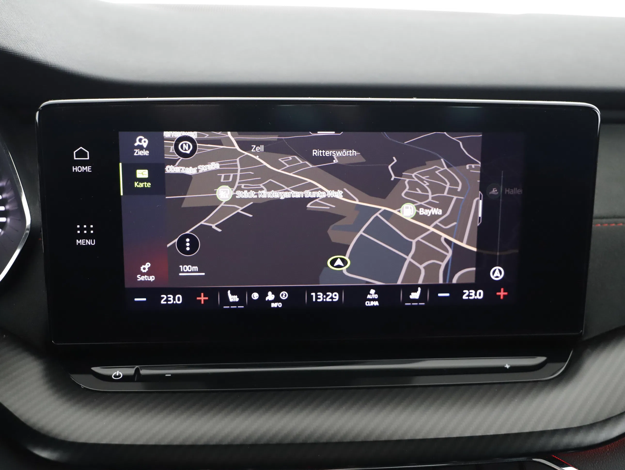 Skoda Octavia Combi 2.0 TDI RS | Bild 8 von 25