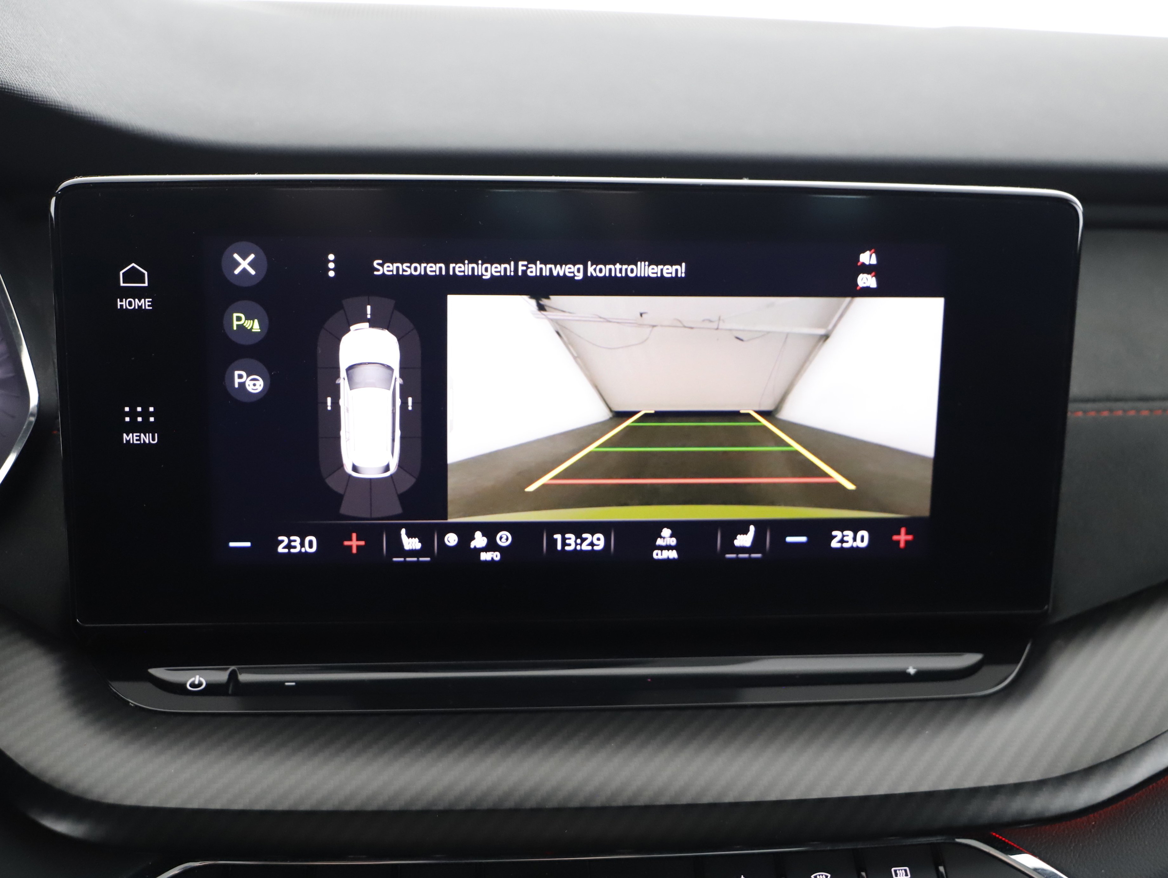 Skoda Octavia Combi 2.0 TDI RS | Bild 9 von 25