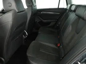 Skoda Octavia Combi 2.0 TDI Scout | Thumbnail 17 von 31