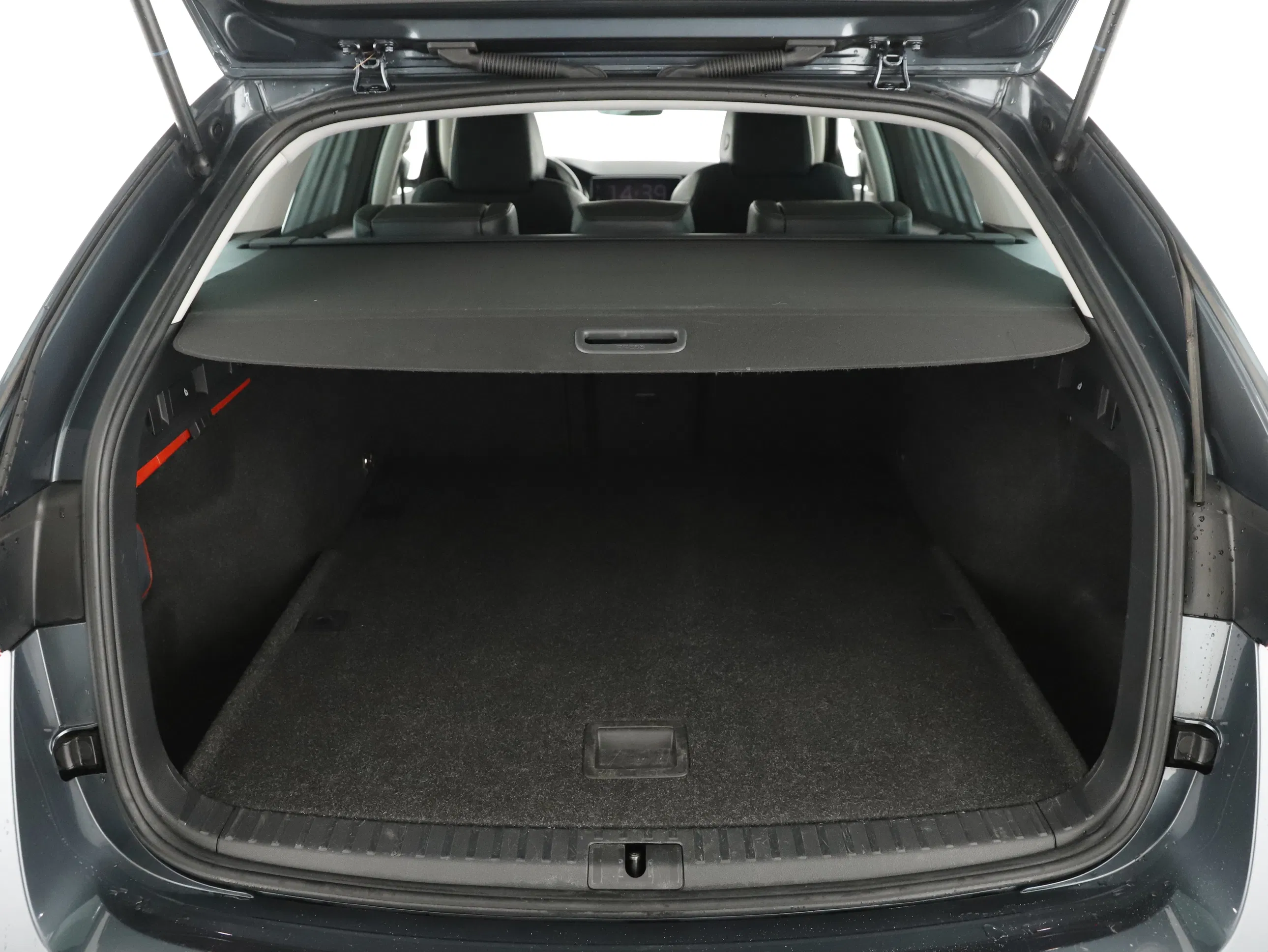 Skoda Octavia Combi 2.0 TDI Scout | Bild 18 von 31