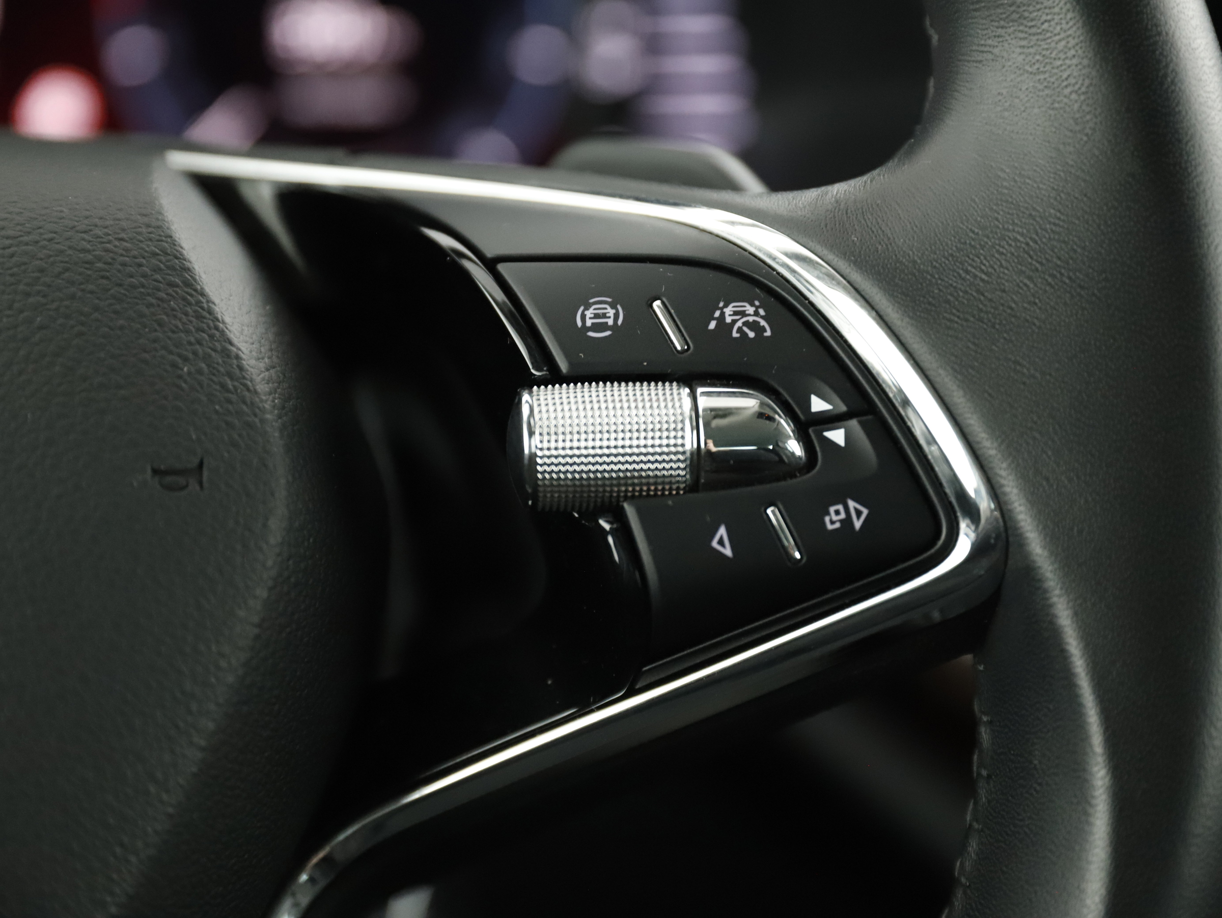 Skoda Octavia Combi 2.0 TDI Scout | Bild 23 von 31