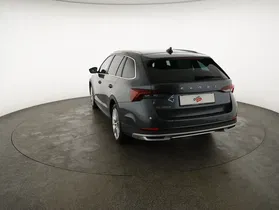 Skoda Octavia Combi 2.0 TDI Scout | Thumbnail 29 von 31