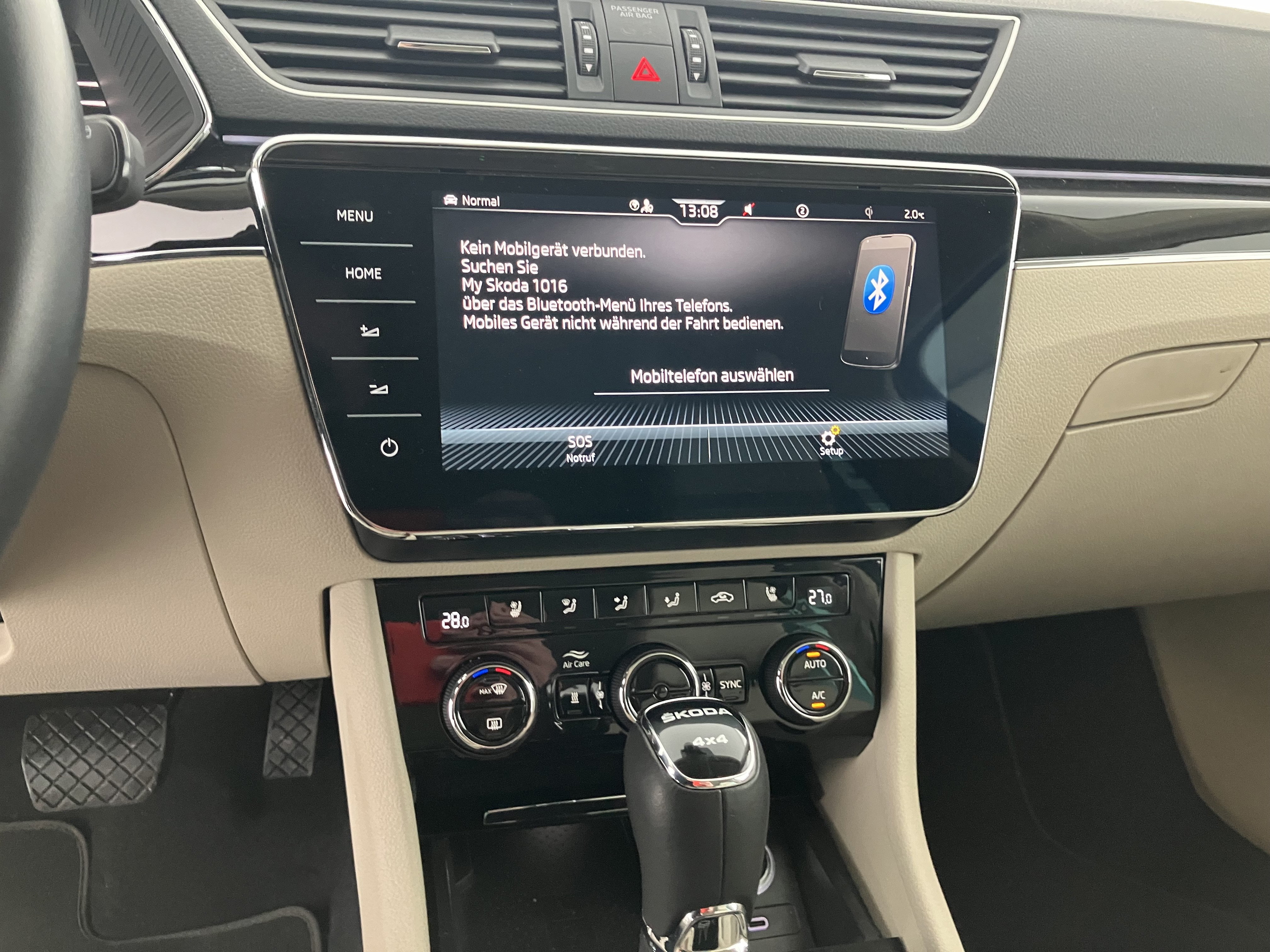 Skoda SUPERB Combi L&K TDI SCR DSG | Bild 14 von 16