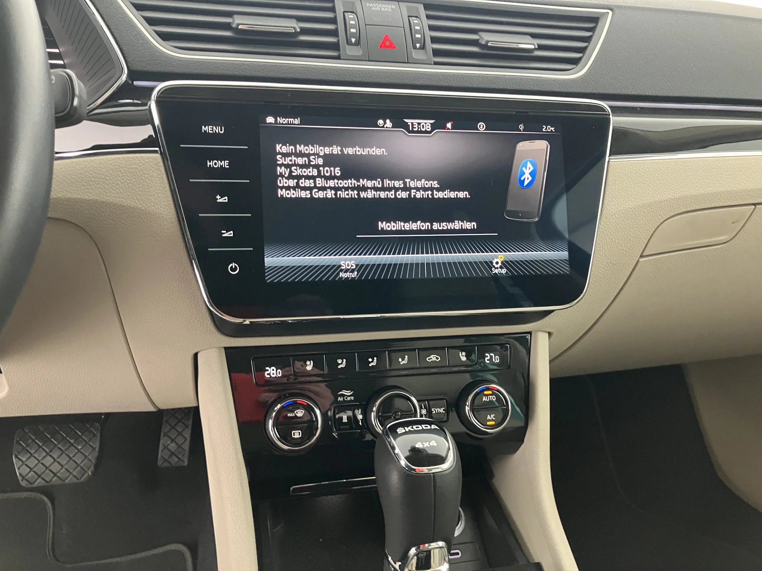 Skoda SUPERB Combi L&K TDI SCR DSG | Bild 14 von 16