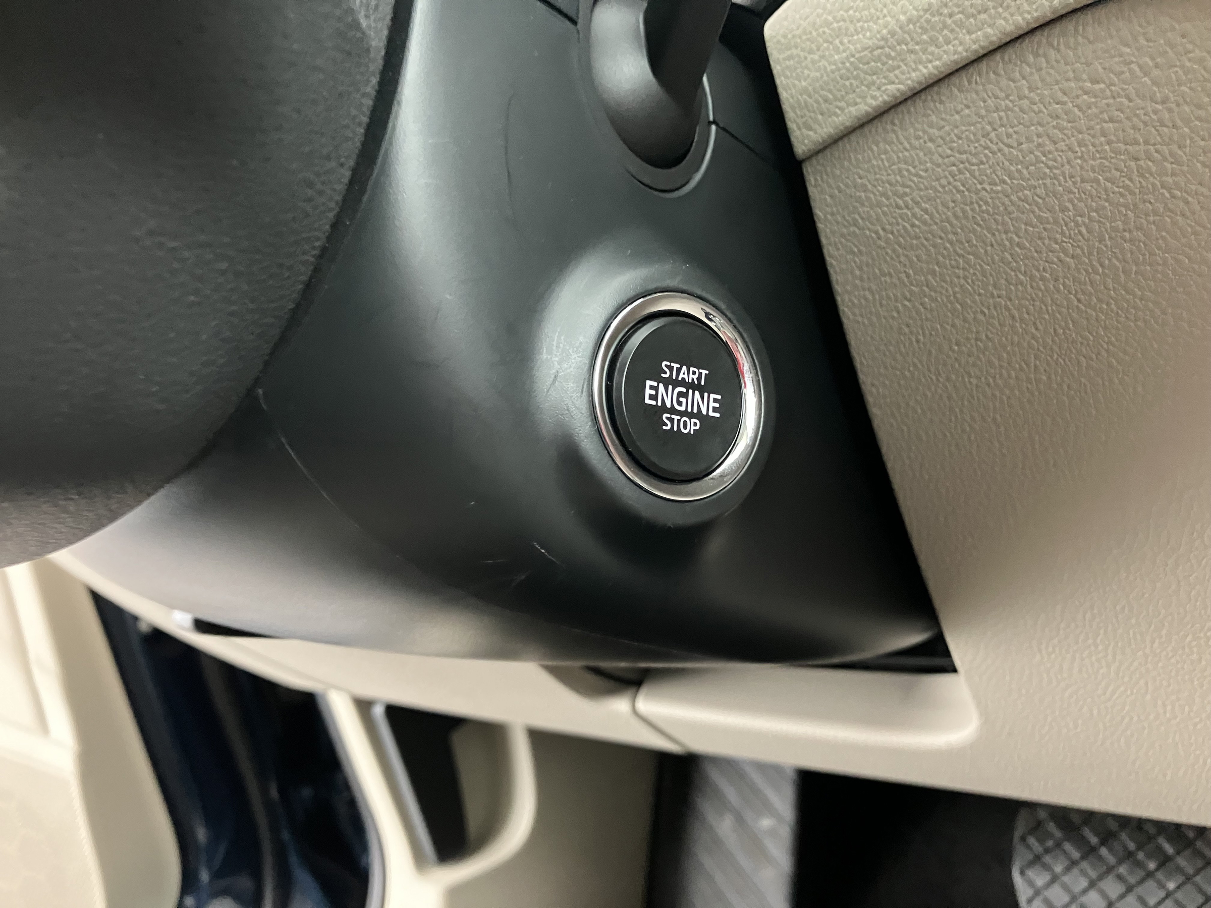 Skoda SUPERB Combi L&K TDI SCR DSG | Bild 9 von 16