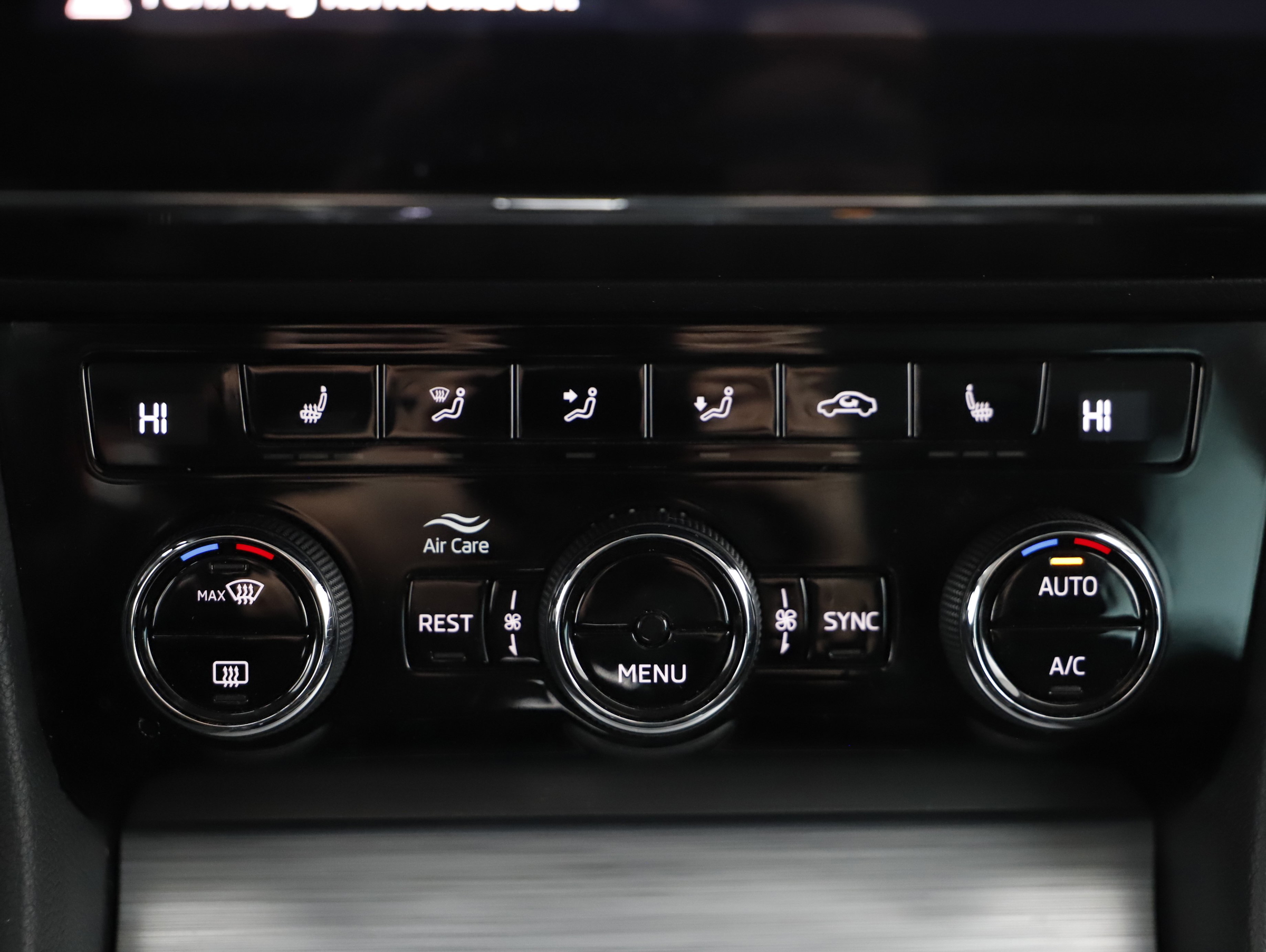 Skoda Superb Combi 2.0 TDI Ambition | Bild 10 von 23