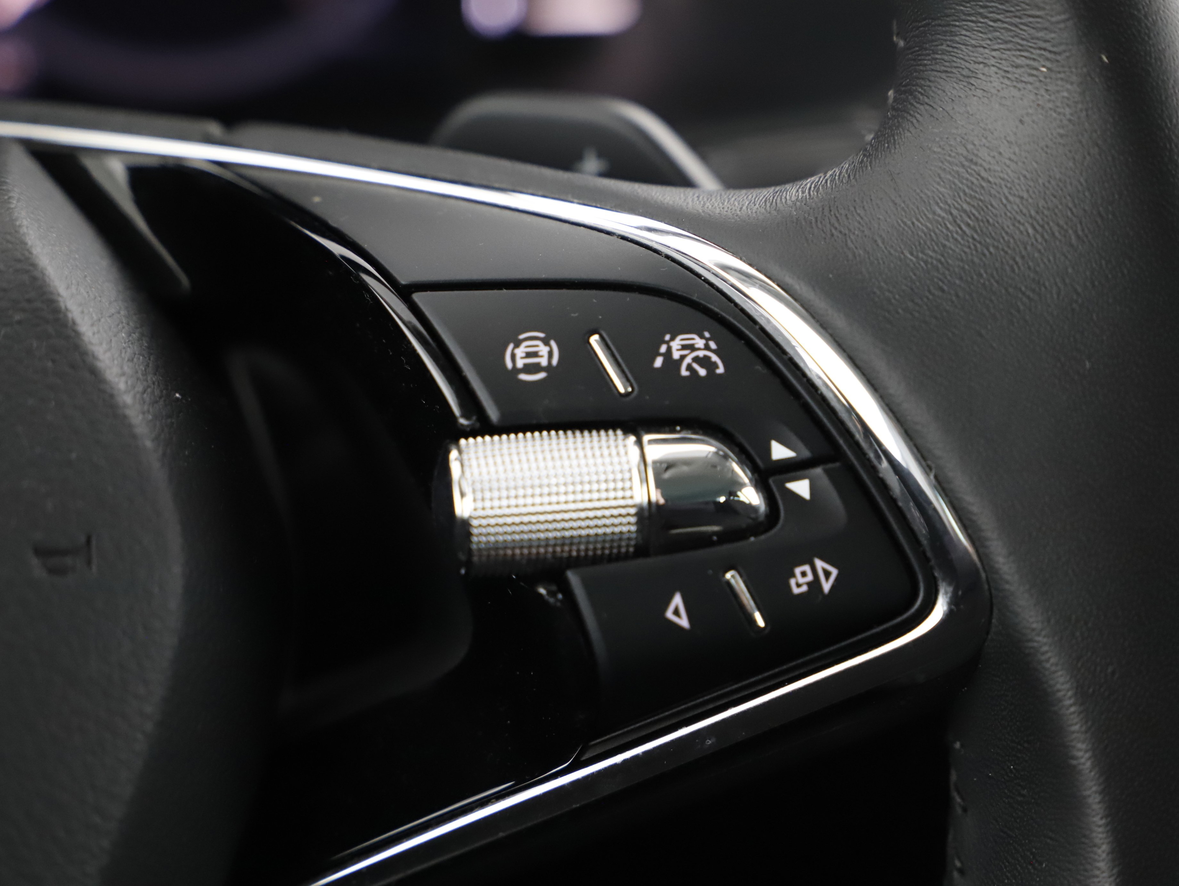 Skoda Superb Combi 2.0 TDI Ambition | Bild 12 von 23