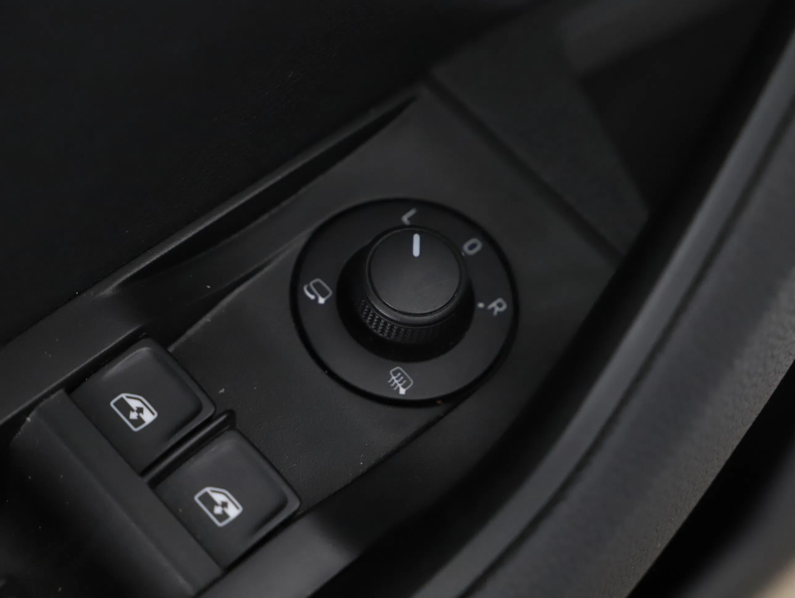 Skoda Superb Combi 2.0 TDI Ambition | Bild 16 von 23