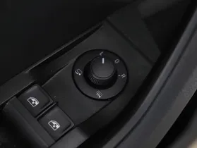 Skoda Superb Combi 2.0 TDI Ambition | Thumbnail 16 von 23