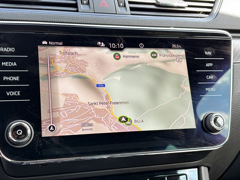 Skoda Superb Combi 2.0 TDI 4x4 Sportline | Bild 14 von 17