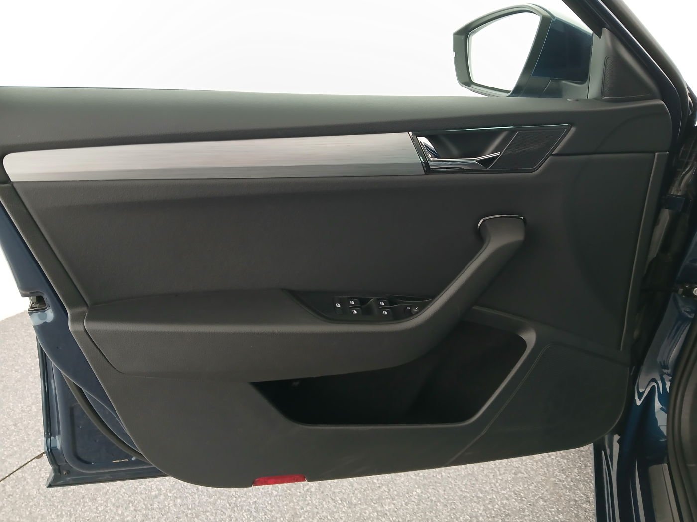 Skoda Superb Combi 2.0 TDI Ambition | Bild 10 von 29