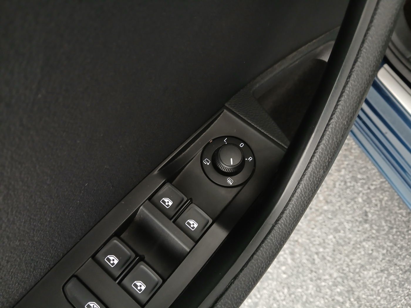 Skoda Superb Combi 2.0 TDI Ambition | Bild 11 von 29