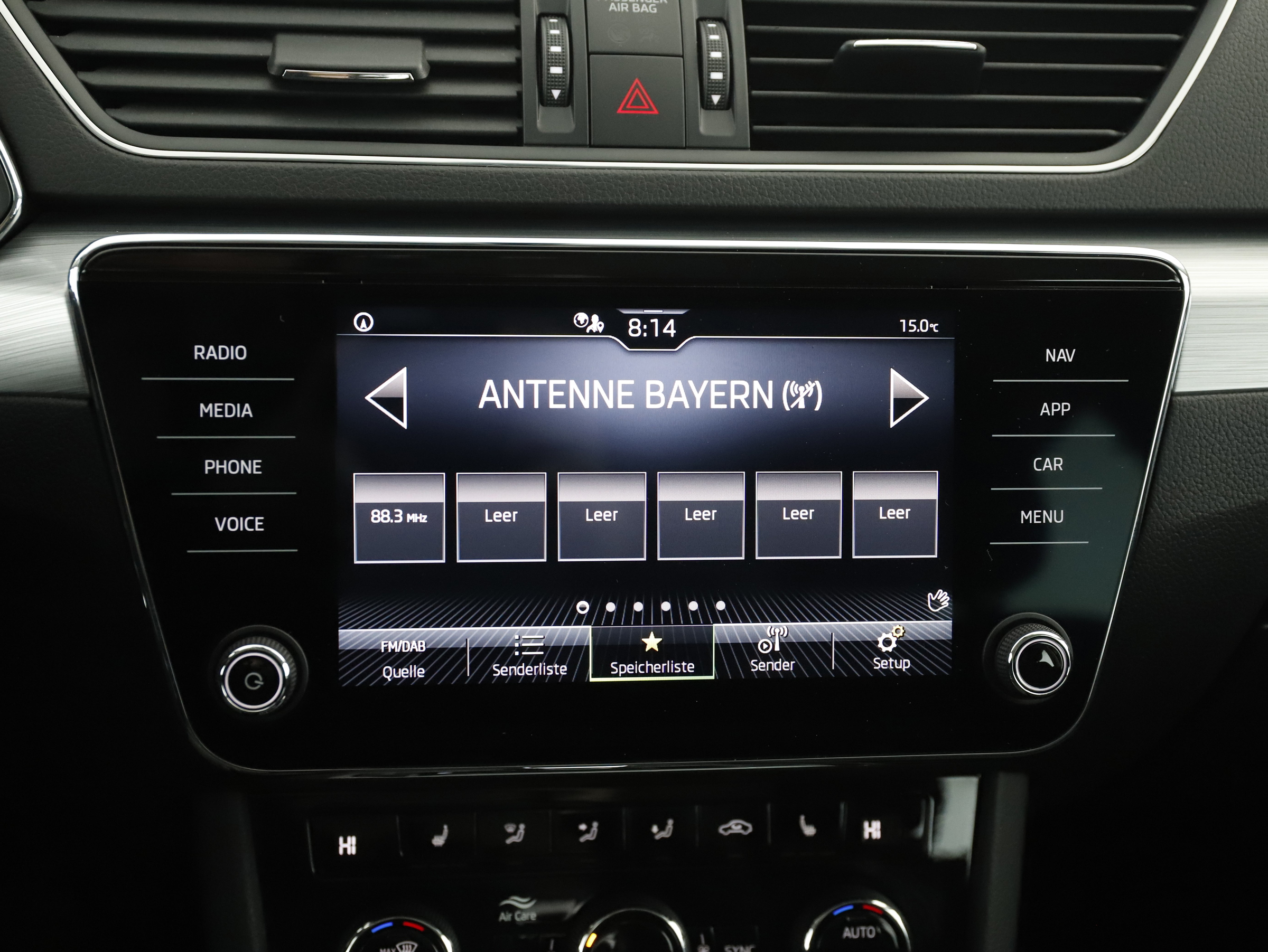 Skoda Superb Combi 2.0 TDI Ambition | Bild 17 von 25