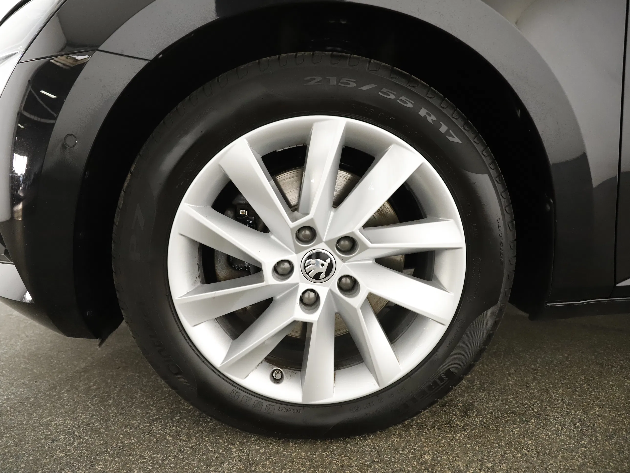 Skoda Superb Combi 2.0 TDI Ambition | Bild 4 von 25