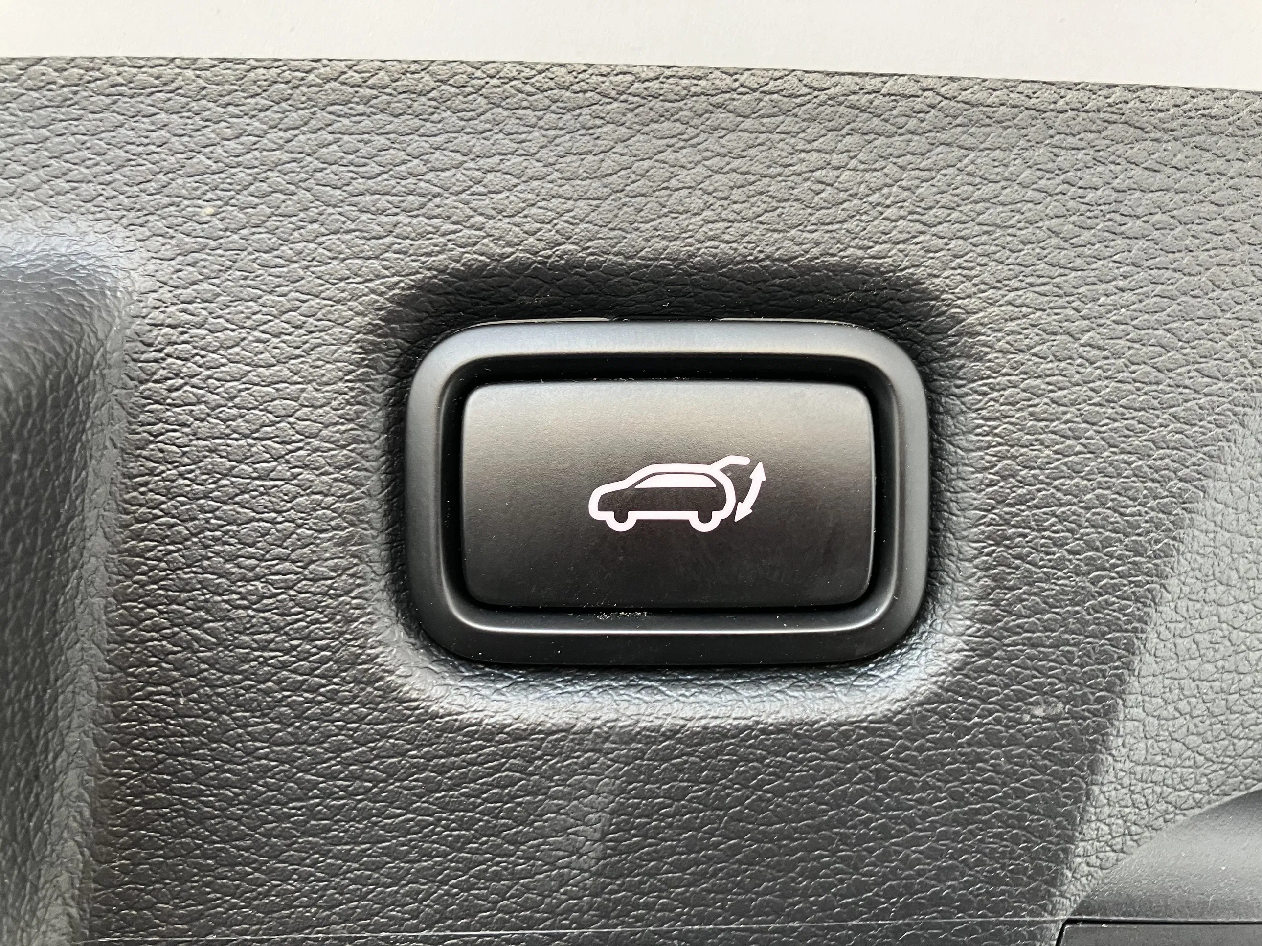 Kia ProCeed 1.6 CRDi GT Line Österreich Edition | Bild 24 von 25