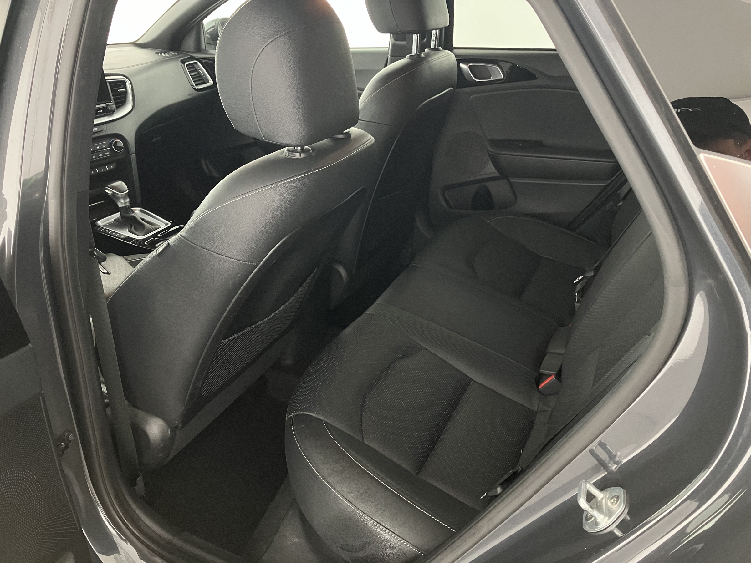 Kia pro ceed 1,6 CRDi SCR GT-Line DCT Aut. | Bild 18 von 31