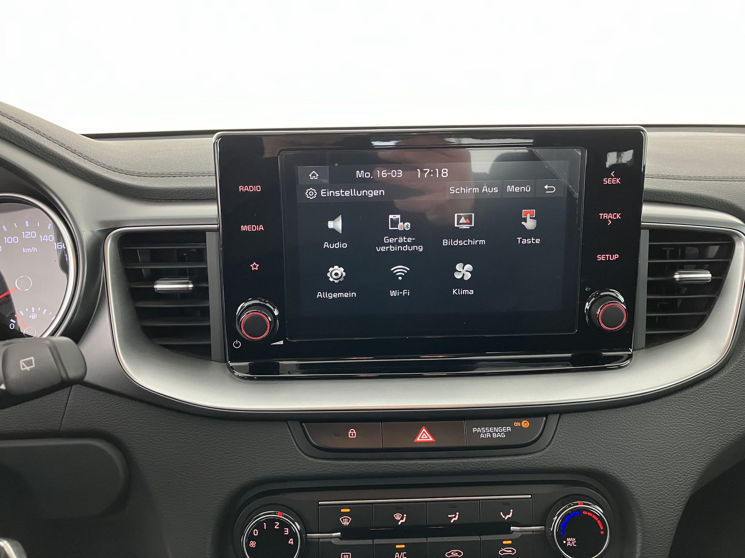 Kia Ceed Sportswagon 1.6 CRDI GT Line GT-Line | Bild 16 von 24