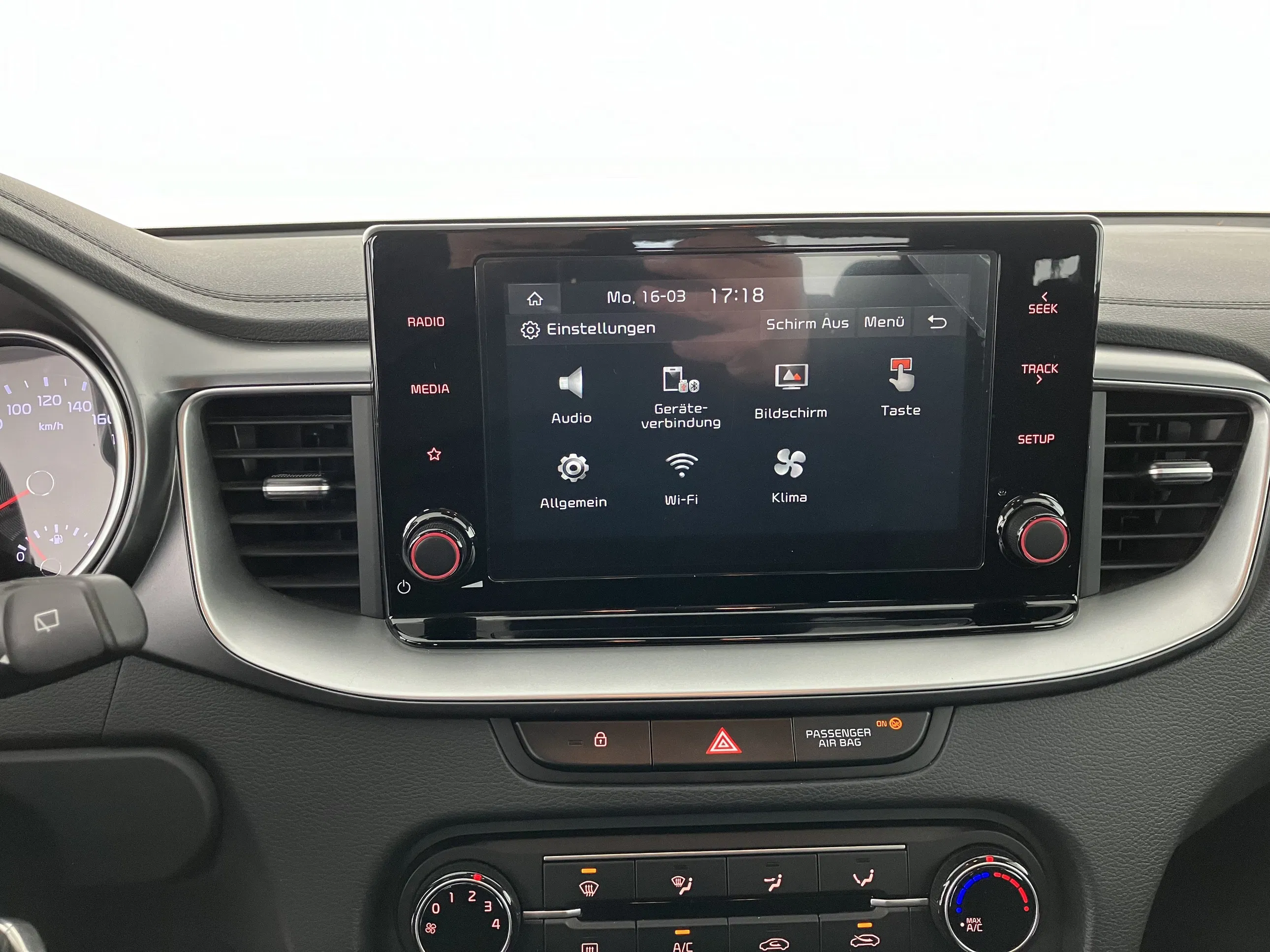 Kia Ceed Sportswagon 1.6 CRDI GT Line GT-Line | Bild 16 von 24