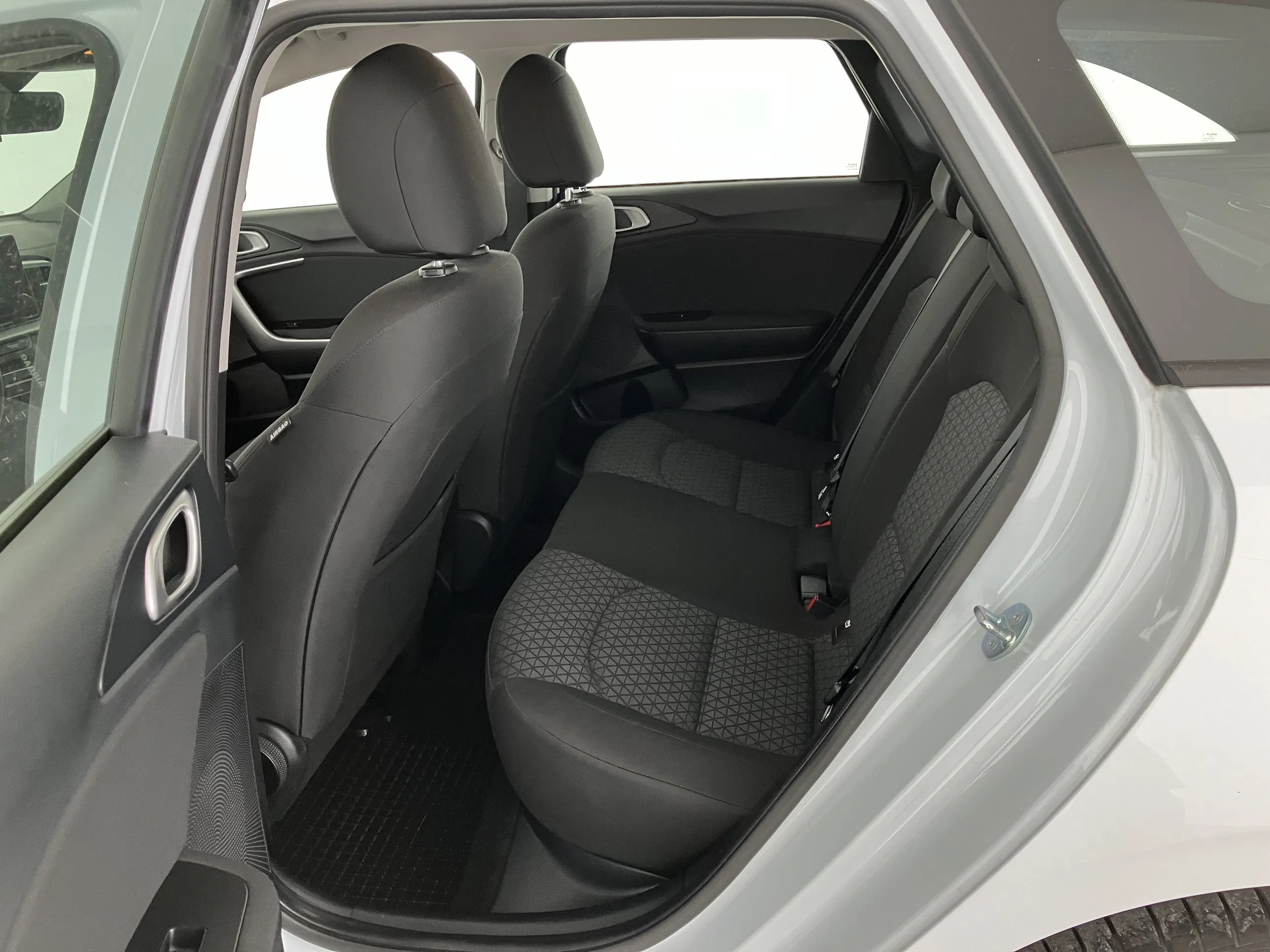 Kia Ceed Sportswagon 1.6 CRDI GT Line GT-Line | Bild 17 von 24