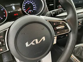 Kia Ceed Sportswagon 1.6 CRDI GT Line GT-Line | Thumbnail 9 von 24