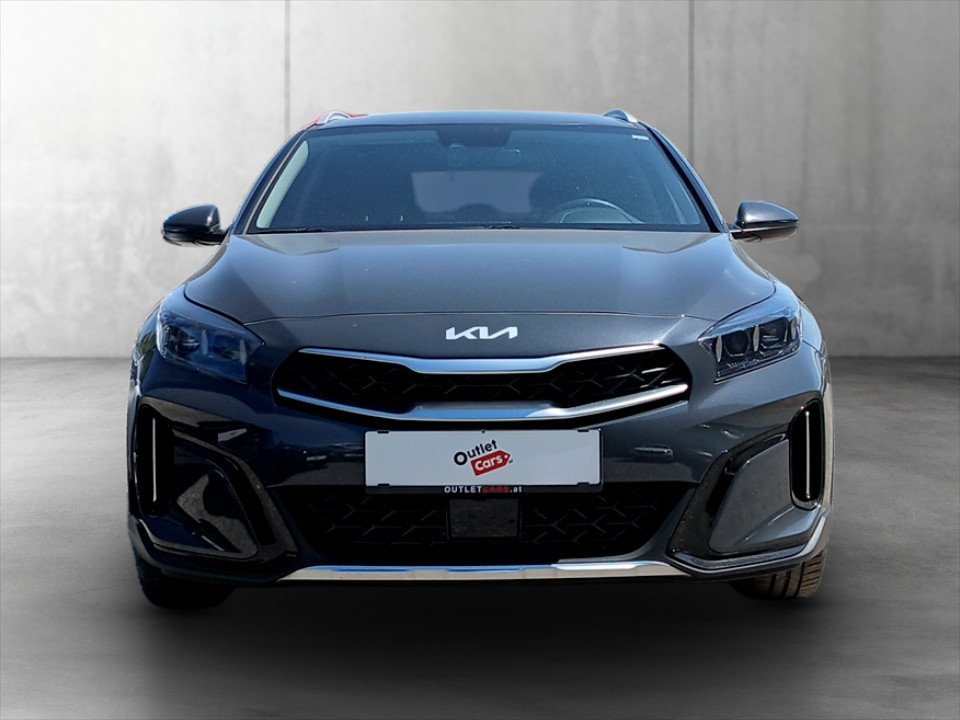 Kia Xceed 1,0 TGDI GPF Silber | Bild 11 von 21
