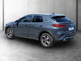 Kia Xceed 1,0 TGDI GPF Silber | Thumbnail 4 von 21