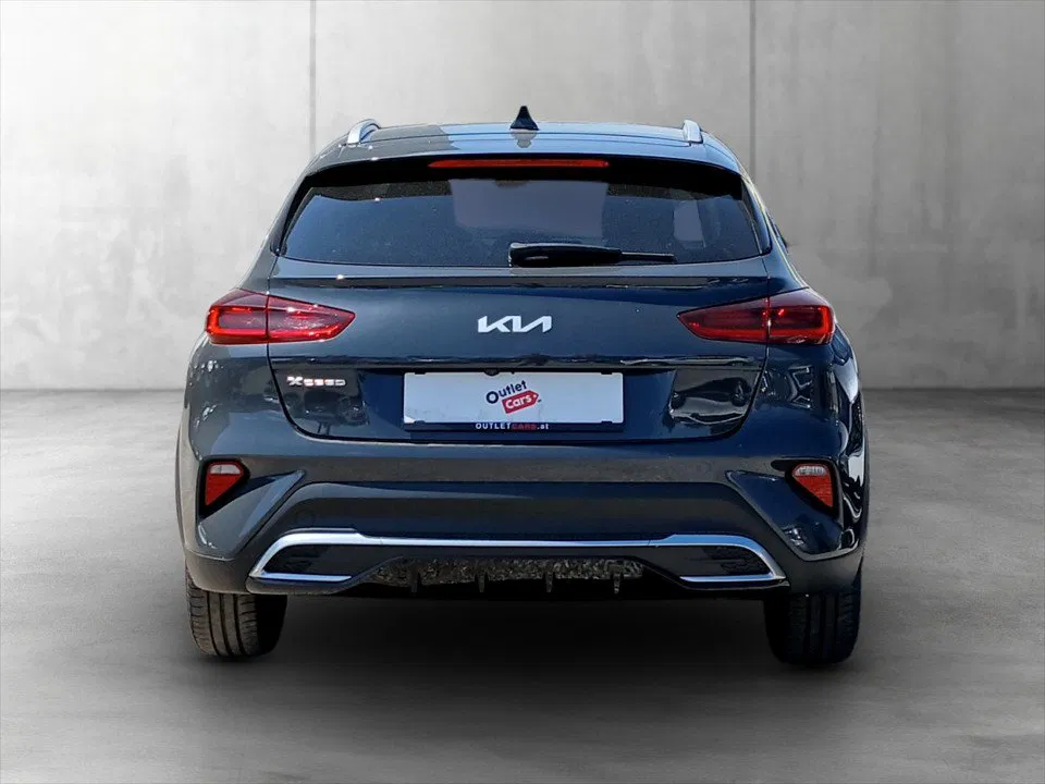 Kia Xceed 1,0 TGDI GPF Silber | Bild 5 von 21