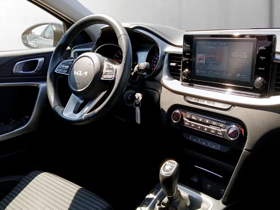 Kia Xceed 1,0 TGDI GPF Silber | Bild 9 von 21