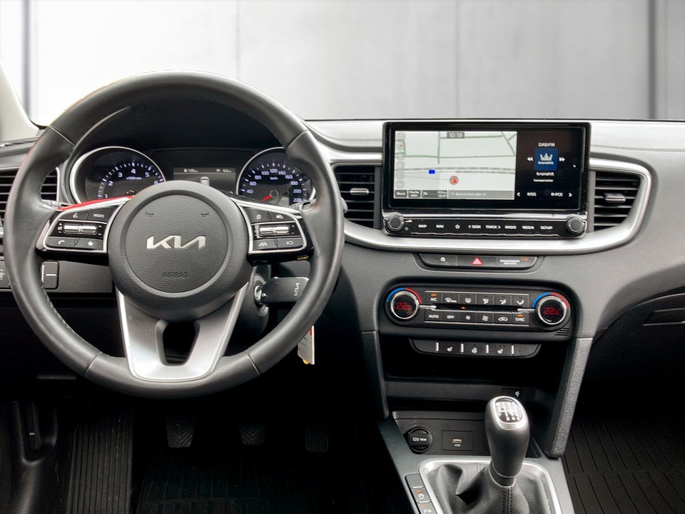 Kia Ceed Sportswagon 1.6 CRDI GT Line GT-Line | Bild 9 von 22