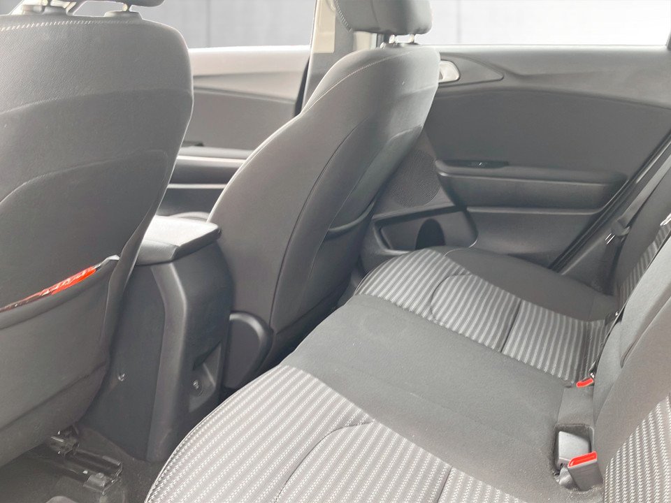 Kia Ceed Sportswagon 1.6 CRDI GT Line GT-Line | Bild 20 von 22