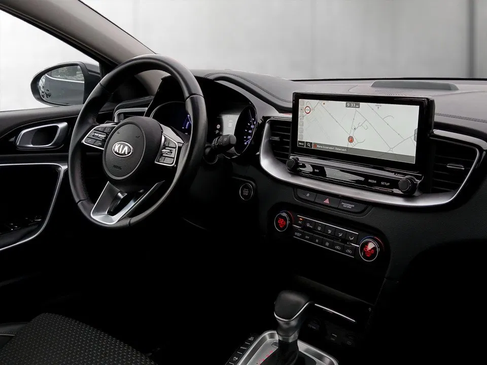 Kia XCeed 1.6 Silber | Bild 11 von 17