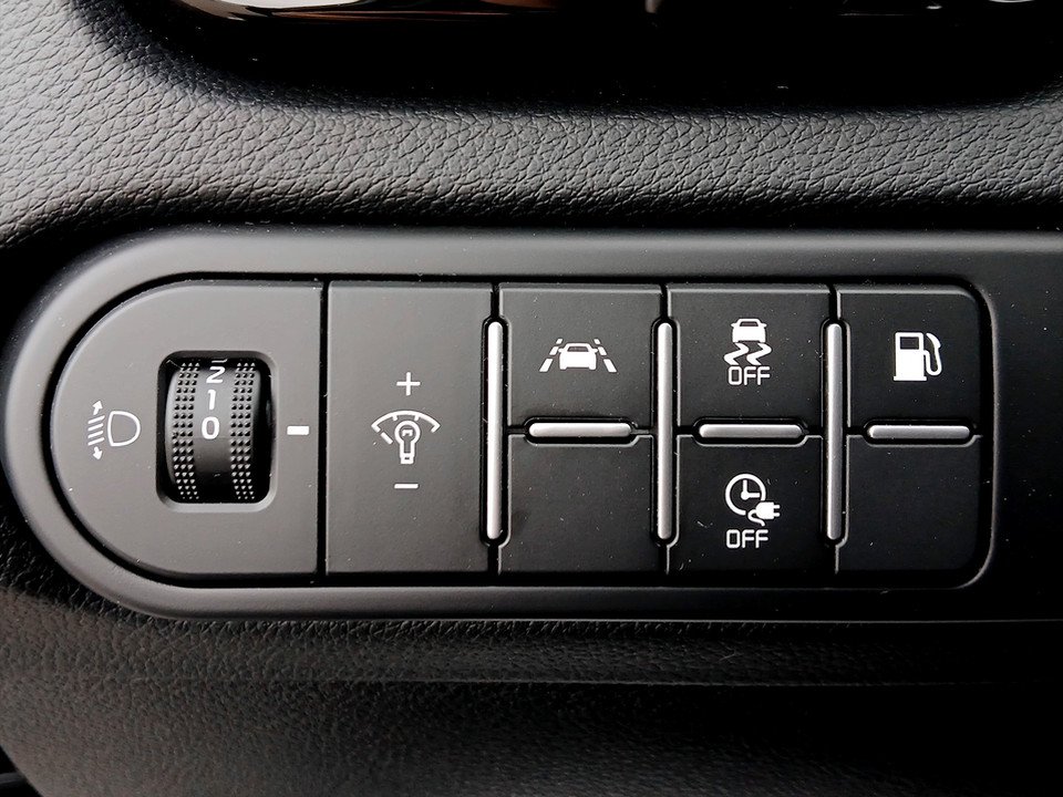 Kia XCeed 1.6 Silber | Bild 7 von 17