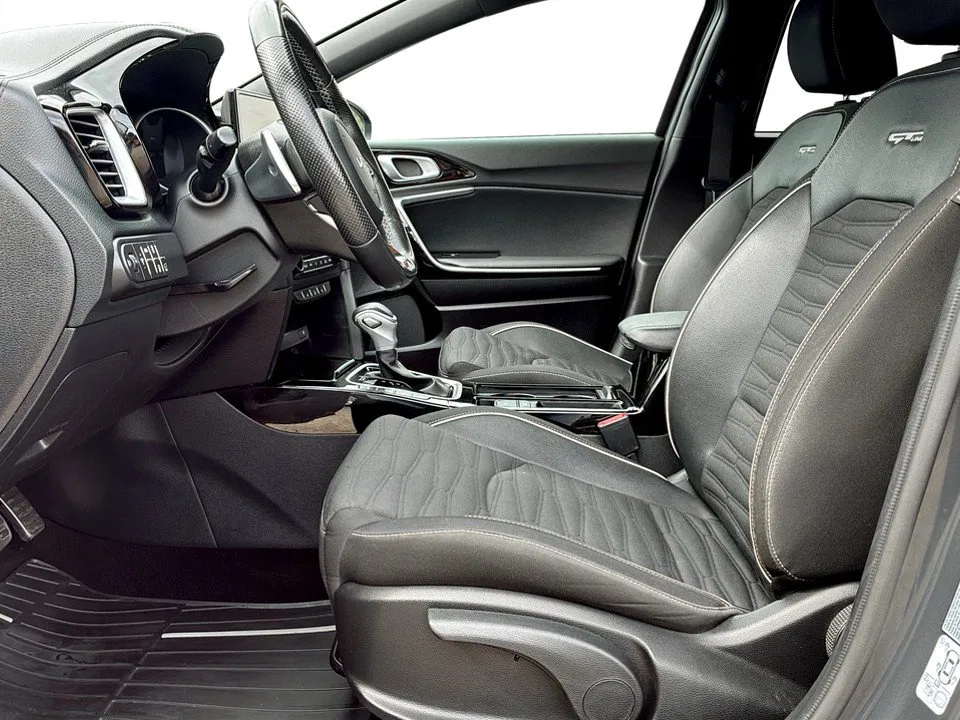 Kia ceed SW 1,5 TGDI | Bild 12 von 27