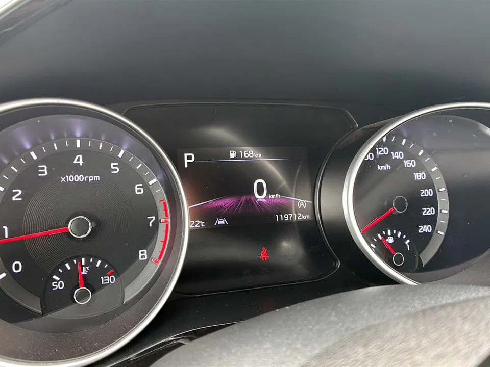 Kia ceed SW 1,5 TGDI | Bild 16 von 27