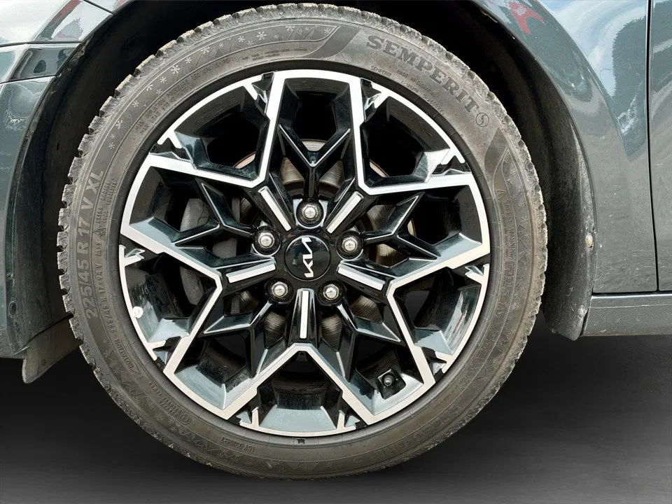 Kia ceed SW 1,5 TGDI | Bild 25 von 27