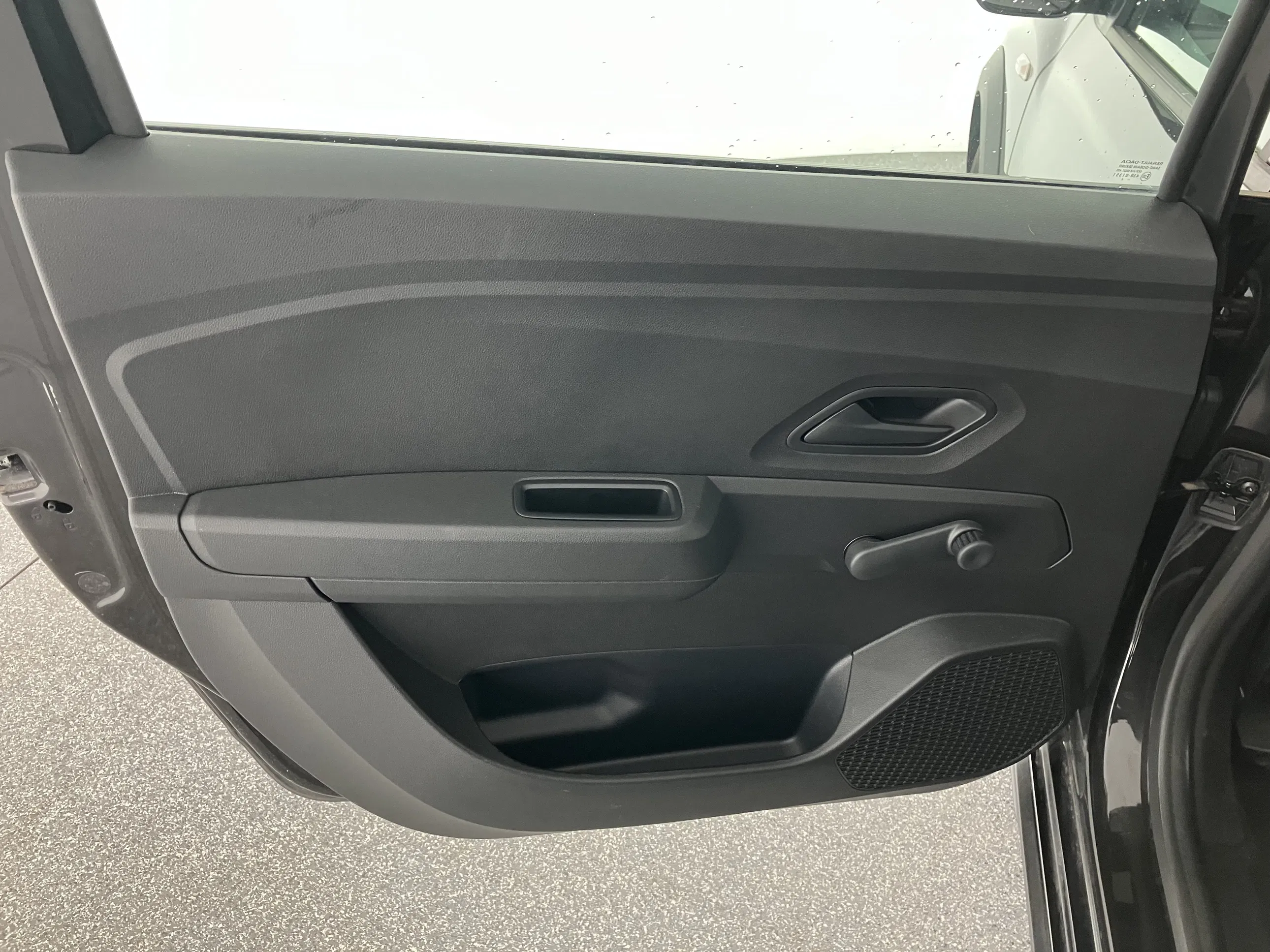 Dacia Jogger Essential TCe 110 | Bild 16 von 28