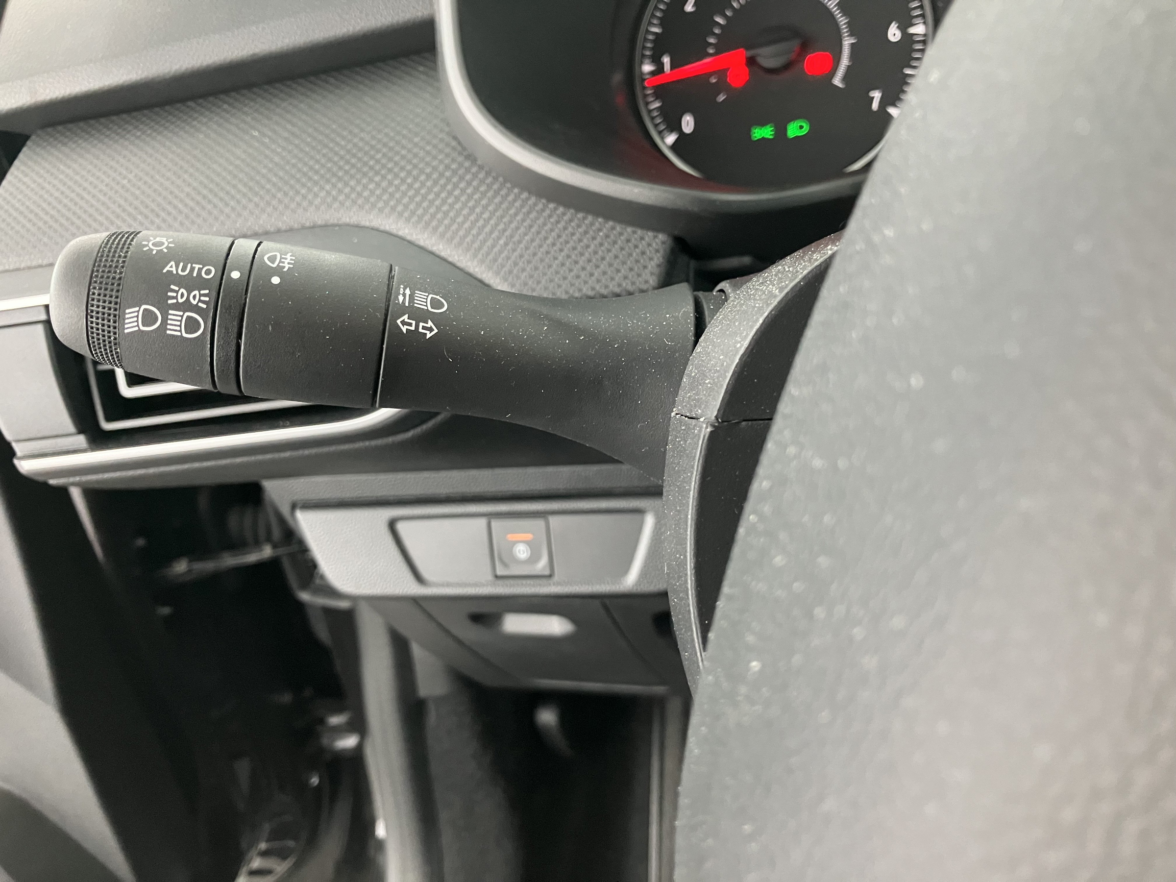 Dacia Jogger Essential TCe 110 | Bild 6 von 28