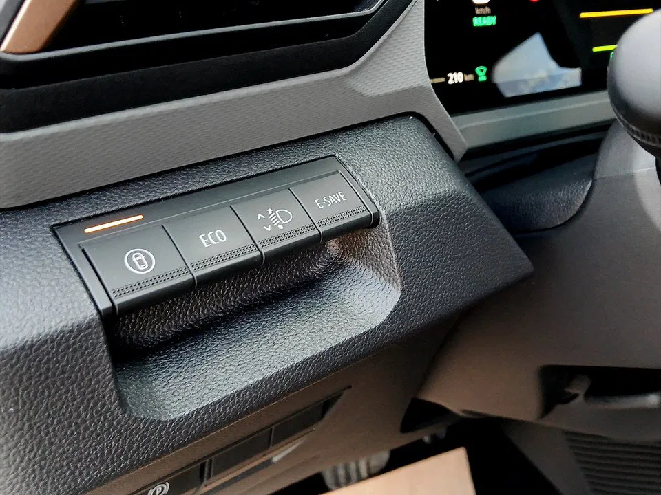 Dacia Bigster 1.8 E-TECH E-xtreme Aut. | Bild 9 von 21