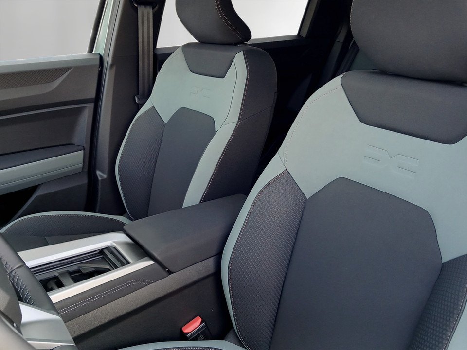 Dacia Bigster 1.8 E-TECH E-xtreme Aut. | Bild 7 von 21