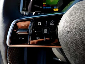 Renault Scenic E-TECH LR | Thumbnail 16 von 26