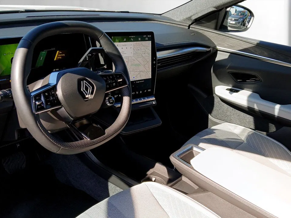 Renault Scenic E-TECH LR | Bild 12 von 26