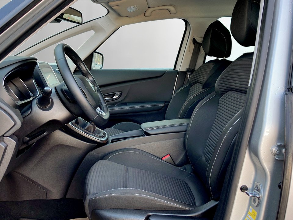 Renault Scenic IV 1.3 TCe 140 Grand Equilibre | Bild 10 von 23