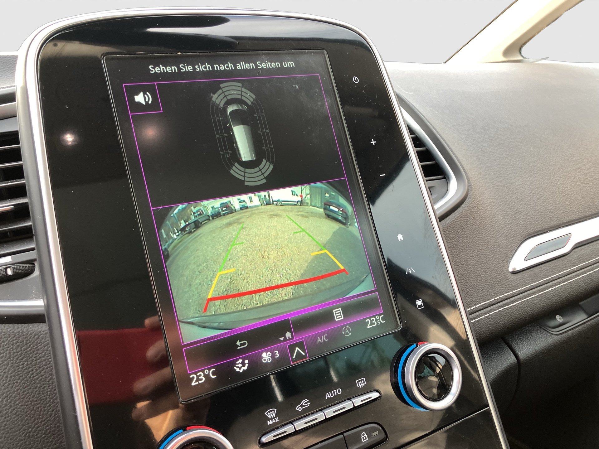 Renault Grand Scenic Blue dCi 150 EDC Initiale | Bild 18 von 27