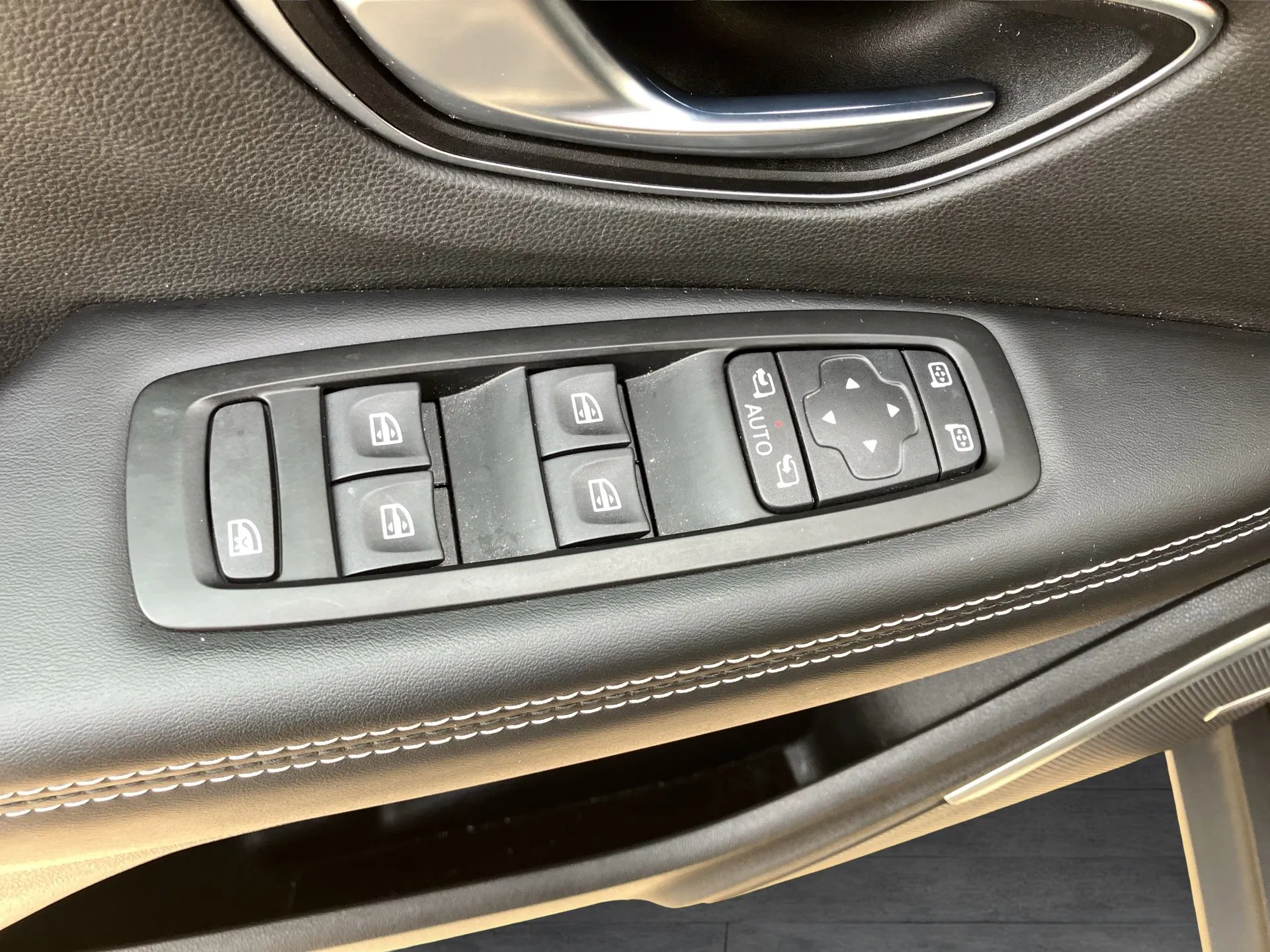 Renault Grand Scenic Blue dCi 150 EDC Initiale | Bild 8 von 27