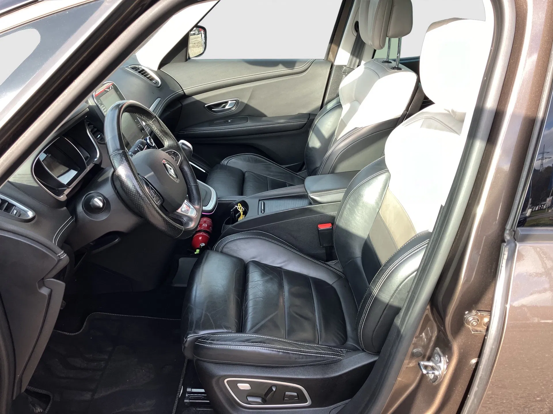 Renault Grand Scenic Blue dCi 150 EDC Initiale | Bild 10 von 27